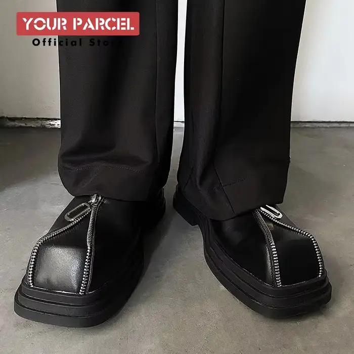 Une chaussure pour hommes de niche avec une semelle épaisse