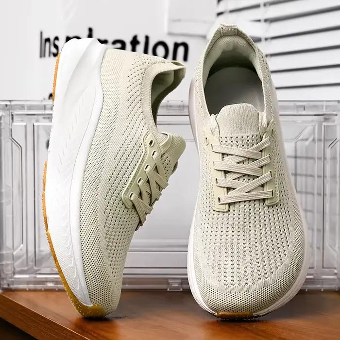 Chaussures de sport minimalistes confortables pour hommes