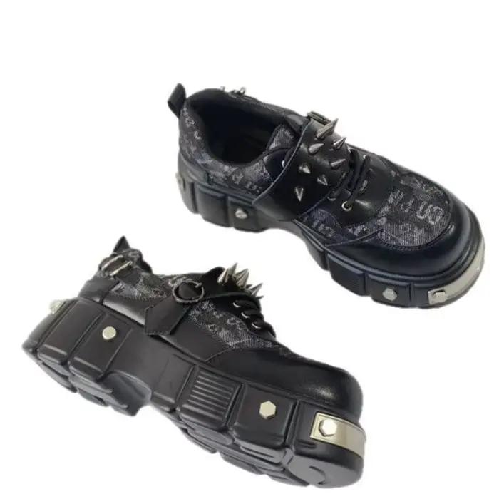 Chaussures homme en cuir noir avec rivets bout rond pour hommes et femmes style tendance créatif semelle épaisse occassions quotidiennes