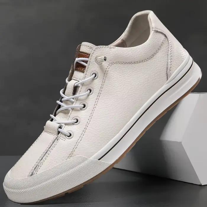 Chaussures de marche en cuir véritable de Style britannique, chaussures d'extérieur avec ascenseur, semelles intérieures pour augmenter la hauteur, chaussures vulcanisées à lacets