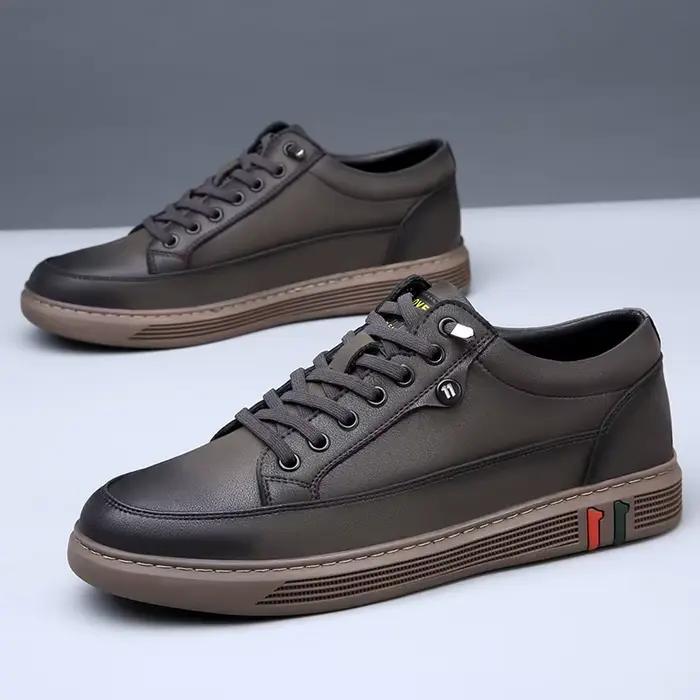 Nouvelles chaussures pour hommes en cuir véritable