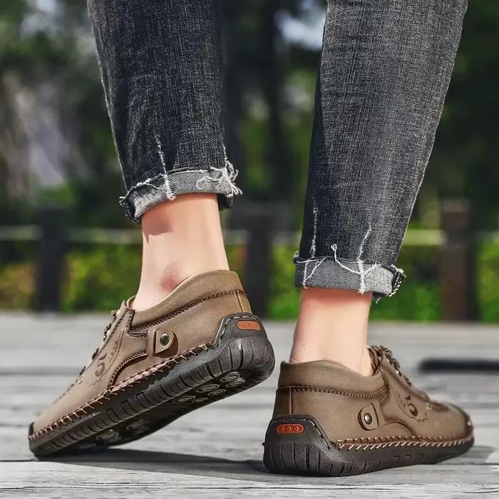 Nouvelles chaussures décontractées en cuir pour hommes
