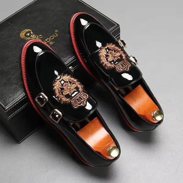 Chaussures en cuir de luxe pour hommes mode broderie