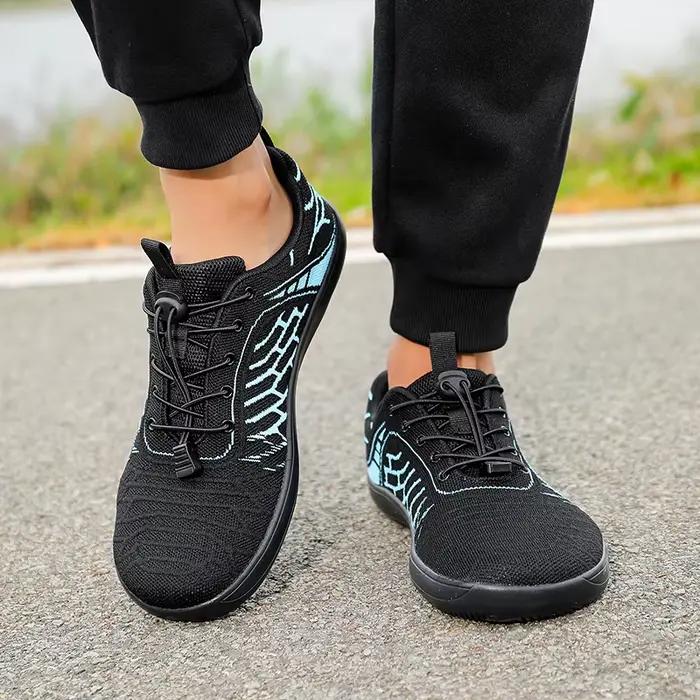 Chaussures de marche pour hommes à bout large, respirantes en maille, légères, pour le trekking en extérieur, confortables, à coupe large, pour le quotidien et les voyages
