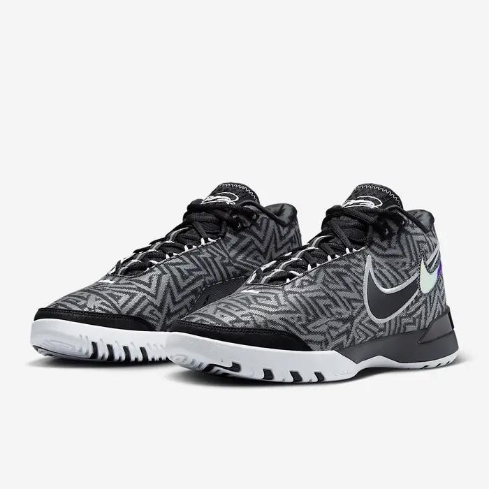 Nike Authentic New Chaussures de basket-ball tendance pour hommes HF0711-004
