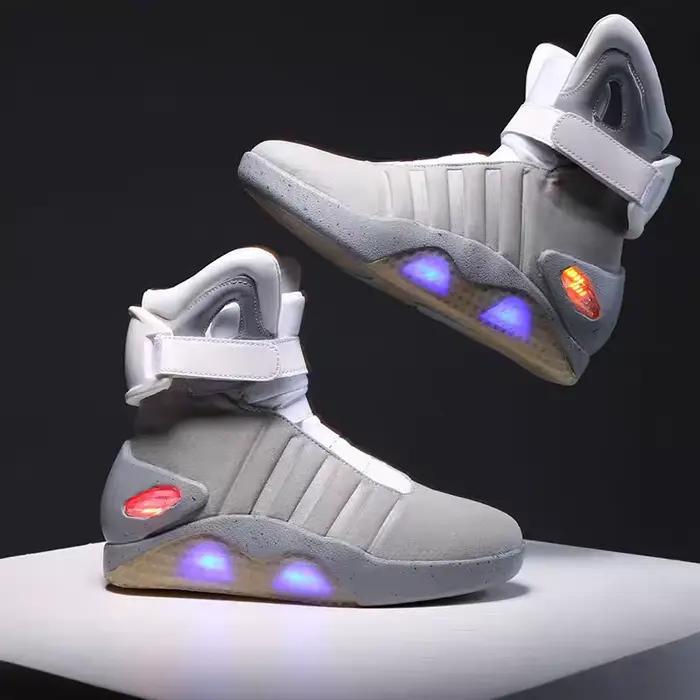 Chaussures de basket-ball lumineuses LED pour homme haute technologie style de vie à offrir pour occasions spéciales